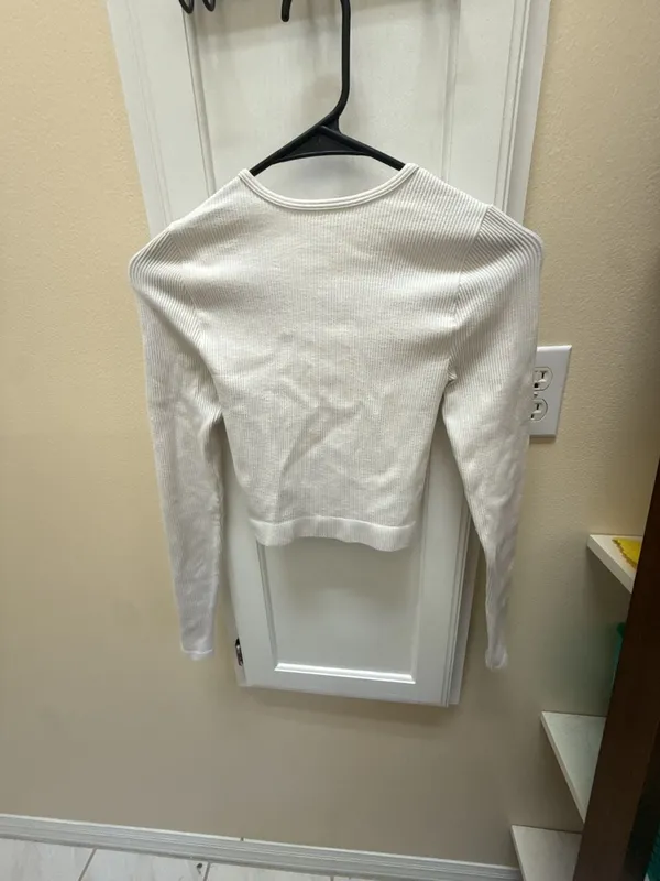 Out From Under Seamless Ribbed Snap-Front Long Sleeve Henley Top - Image 5