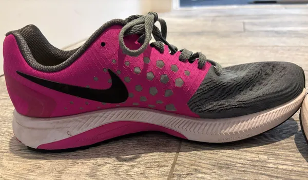Nike Zoom Running Shoes - Image 5