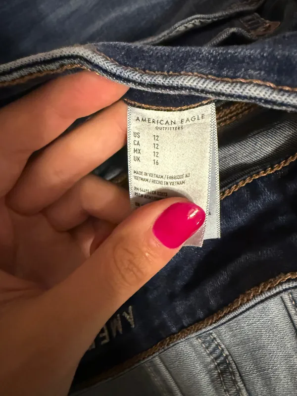 American Eagle Jean Shorts - Image 3