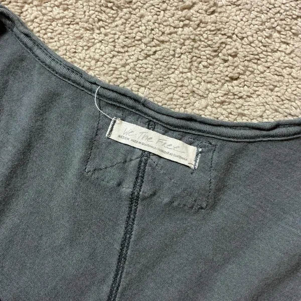 We The Free Gray‎ Cotton Distressed Raw Hem Tee Shirt Women's Medium Grunge - Image 5
