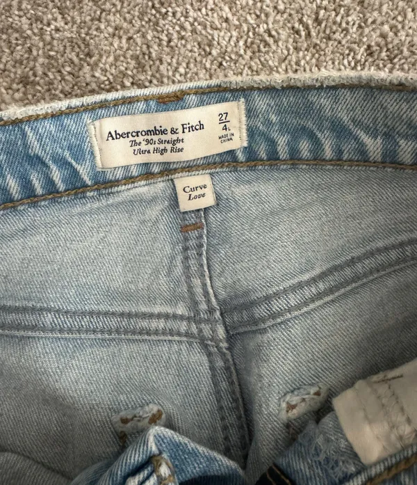 Abercrombie 90s High Rise Curve Love - Image 3