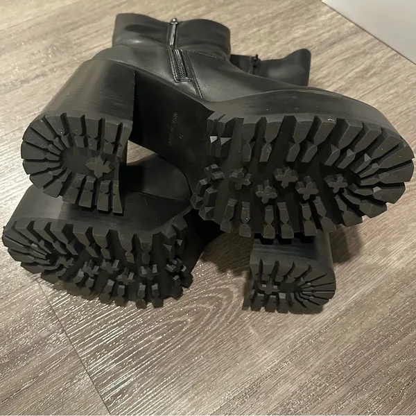 Princess Polly Garbo Platform Boots - Image 5