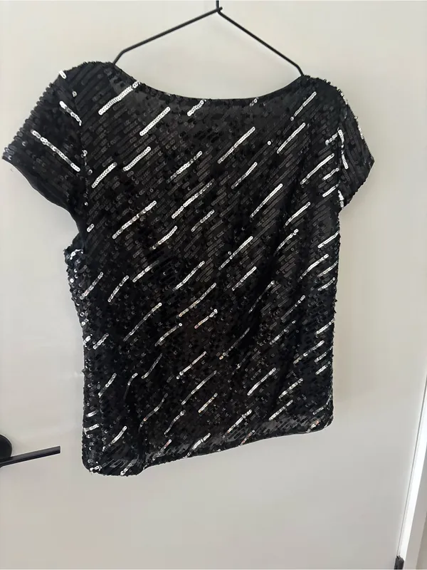 Alice + Olivia Silk Sequin Top | Size S | Good Used Condition - Image 7