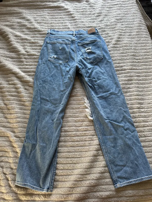 American Eagle Jeans  - Image 2
