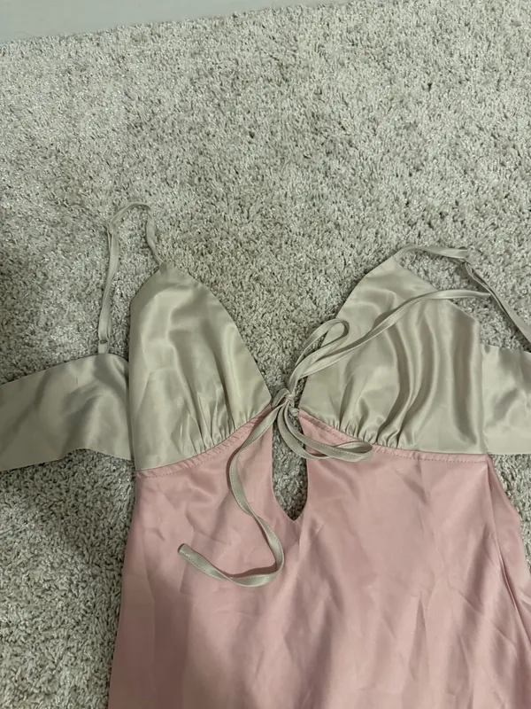 Selfie Leslie Dress - Image 3