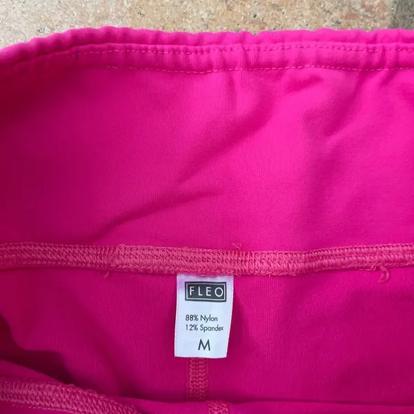 Fleo Hot Pink Short Bike Shorts Medium - Image 2