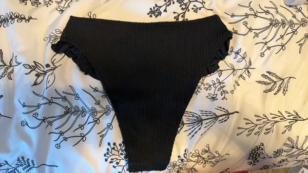 Cupshe Bikini Set - Image 2