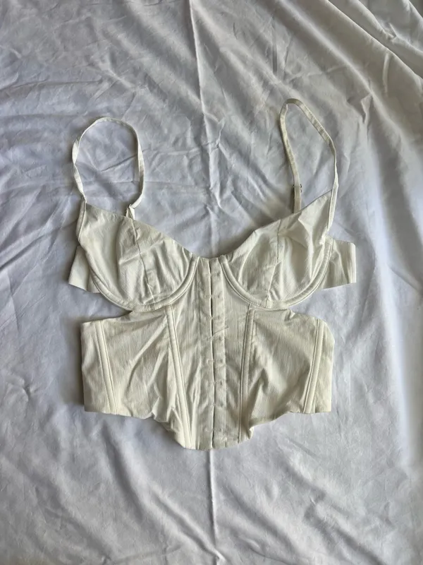 White Fox Cut Out Corset Tank Top - Image 2