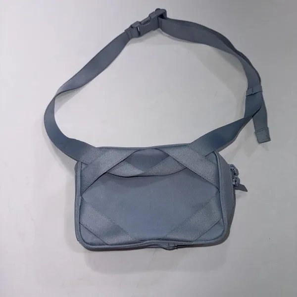 ATHLETA GIRL Preppy Purse‎ Limitless Convertible Mini Bag Belt Blue Fanny Pack - Image 6