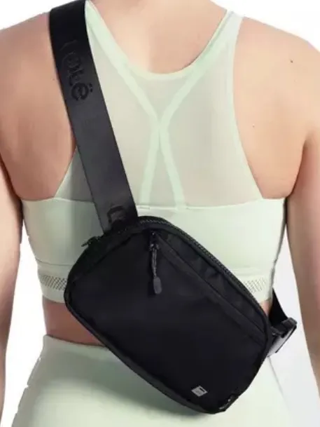 Lole Jamie belt bag black - Image 2