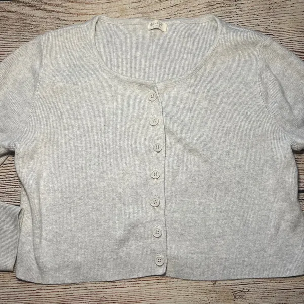 John Galt Brandy Melville‎ Gray Button Front Cropped Cardigan Sweater Womens S - Image 3