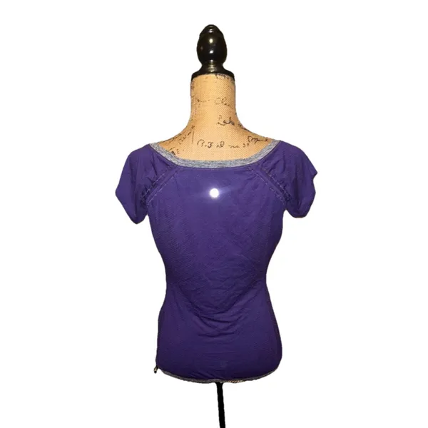 Lululemon Swiftly Tech Short Sleeve Top Womens 6 Purple - Image 2