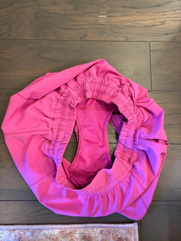 Lululemon Hotty Hot 2.5" - Image 4