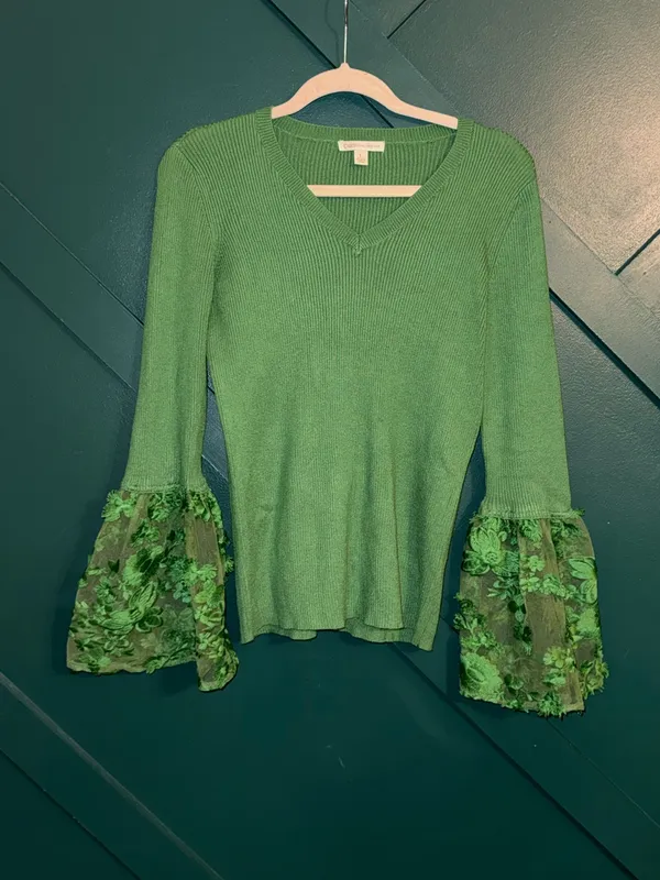 Ribbed Knit Sweater Floral Lace Bell Sleeve V-Neck Romantic Boho Cottagecore - Image 2