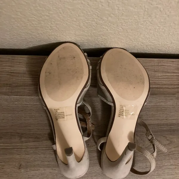 Steve Madden Tan Pluuto Heels Size 7.5 M 4" Heels Sparkly Mesh Inlay T Strap - Image 3