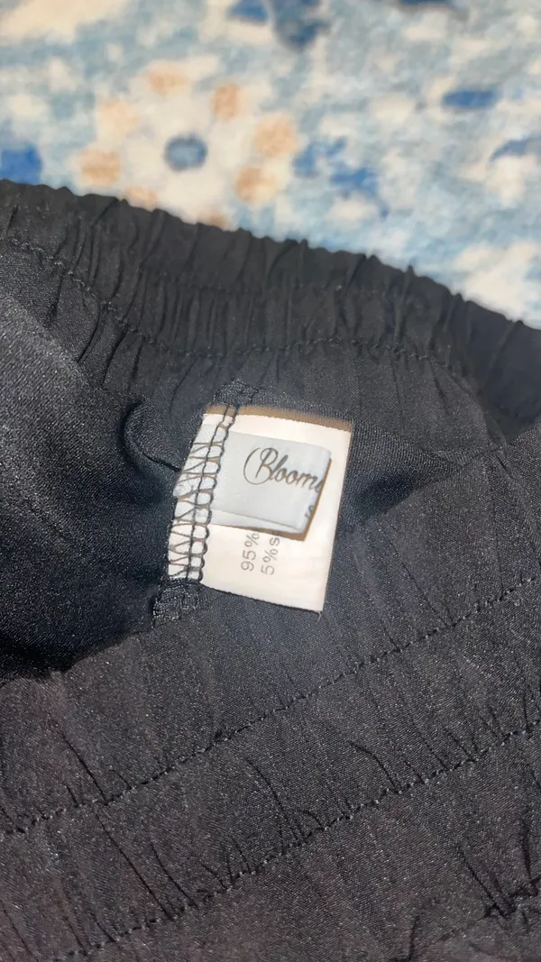 Black athletic shorts - Image 4