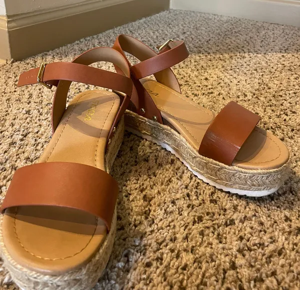 These Three Boutique Tan Platform Espadrille Sandals - Image 4