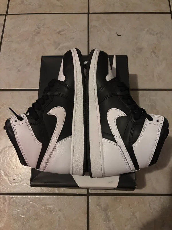 Nike Jordan 1 High top black/white - Image 5