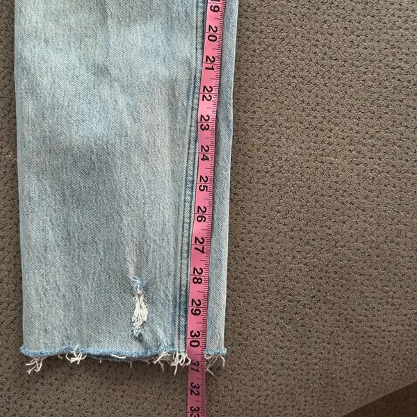 Abercrombie & Fitch Ultra High Rise 90s Straight Jean - Image 5