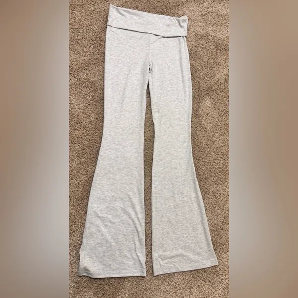 Forever 21 Light Gray Flare Pants size S NWOT - Image 2