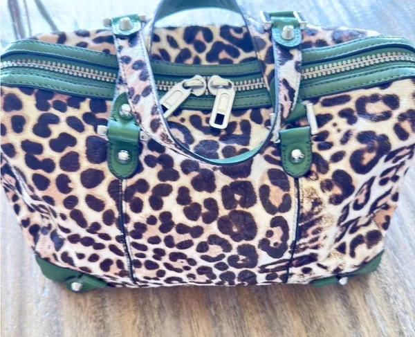 Juicy Couture Brown and Green Travel Bag - Image 2