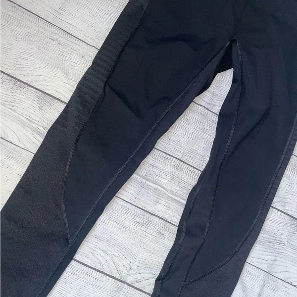 Gymshark Black Leggings - Image 2