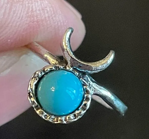 The Moon Turquoise stone moon ring size 4 - Image 6