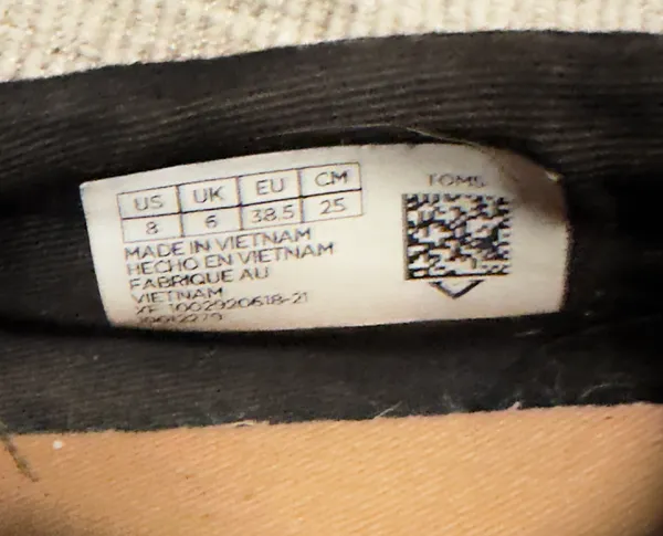 Toms Slip-On Black Canvas Shoes - Image 6