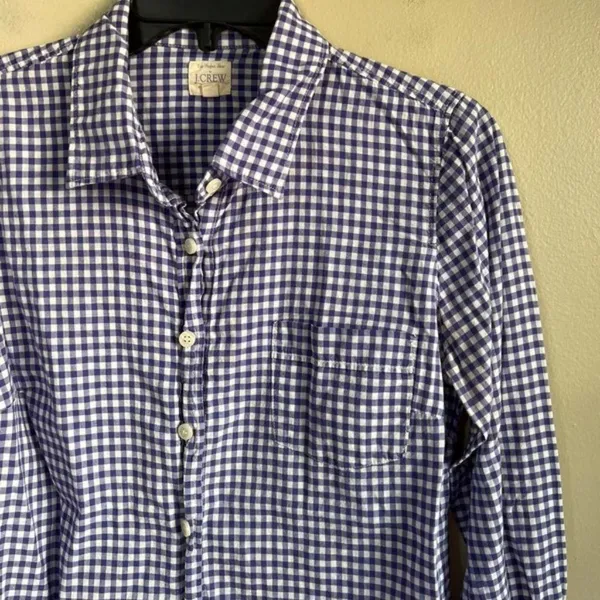 J. Crew small buttoned down shirt - Image 2