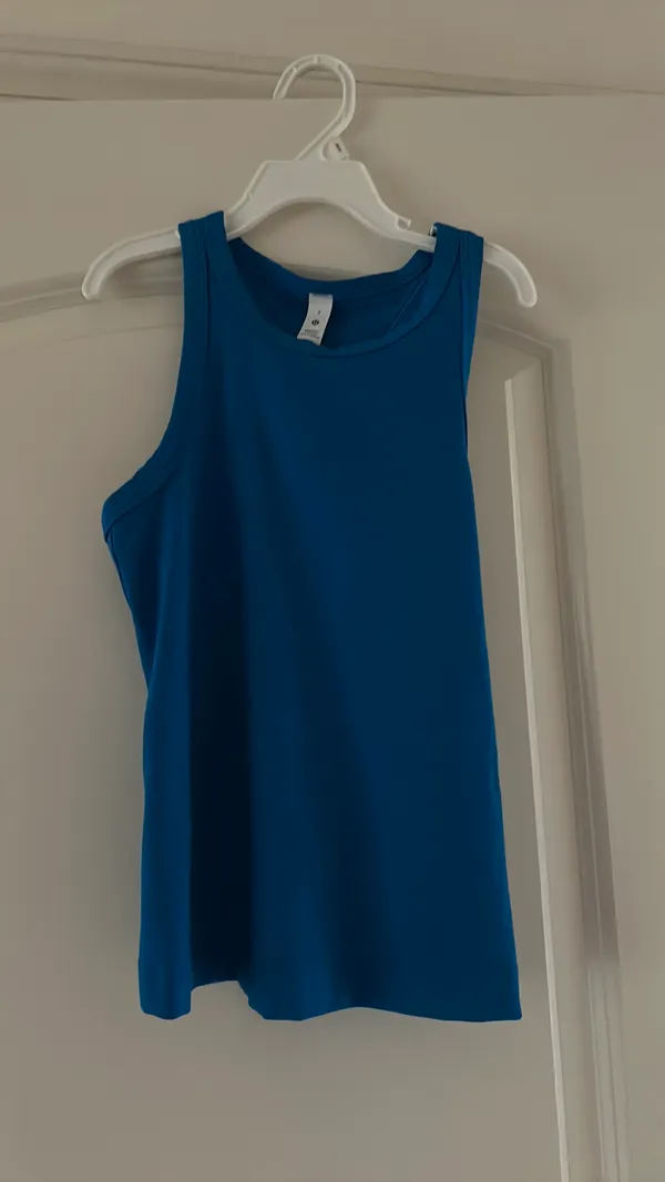 Lululemon Waist-Length Align Racerback - Image 3