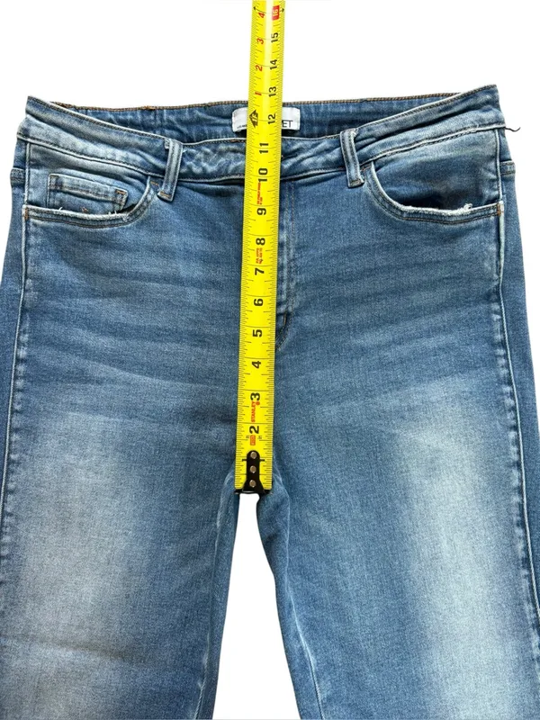 Vervet Bootcut Jeans Style V2440 Asymmetrical Hem Womens Size 31 - Image 8