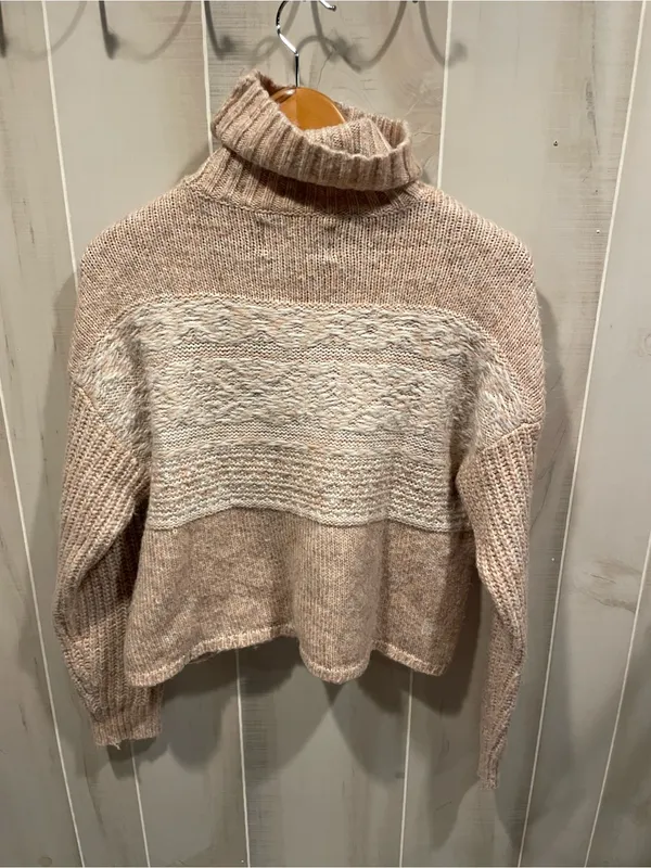 Cute soft fuzzy pebbled pink turtleneck crop sweater snow bunny American Eagle - Image 5