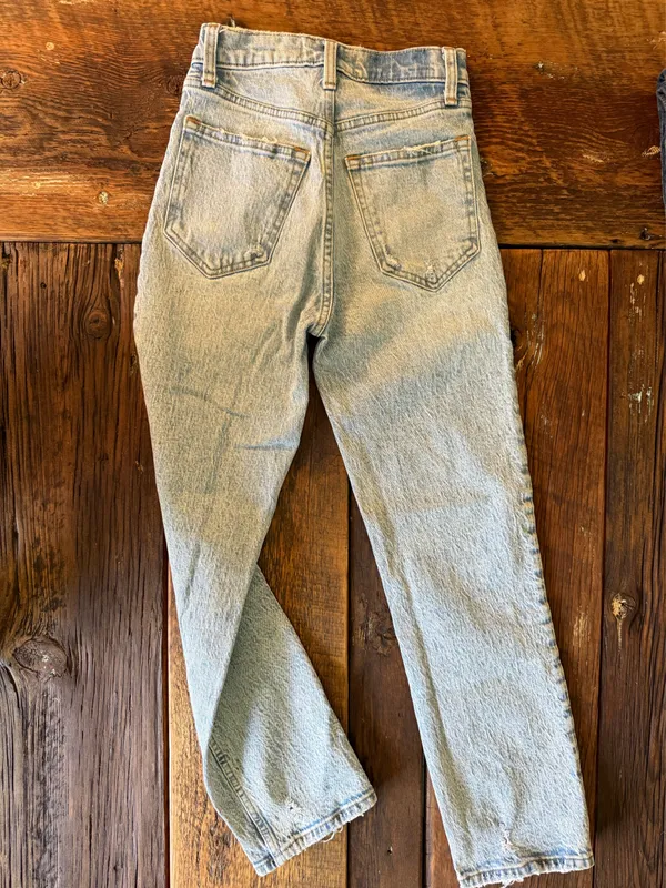 Abercrombie Ultra High-Rise 90s Straight Jeans - Image 5