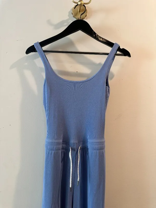VUORI Pose Scoop Jumpsuit in Bluebell Size X-Small - Image 4