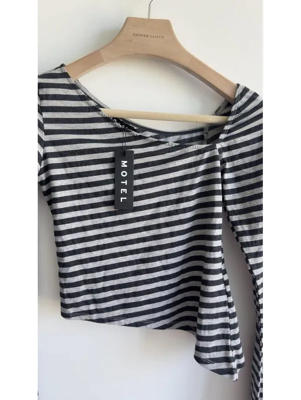 Motel Rocks Dalene Asymmetric Top Gray Black Stripe Long Sleeve Size S NWT - Image 3