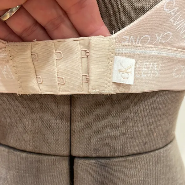 Calvin Klein CK One lightly lined pinkish/beige adjustable strap bra - Image 6