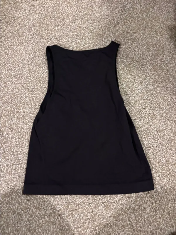 Primark Black crop tank top - Image 2
