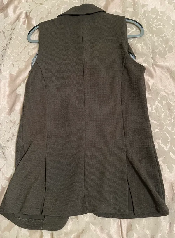 Say What? Sleeveless Cardigan - Image 4