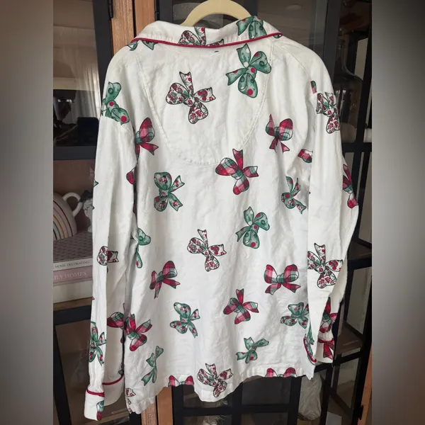 Disney Parks Pajamas shirt Christmas Holiday Retro Mickey Bows long holidays - Image 4