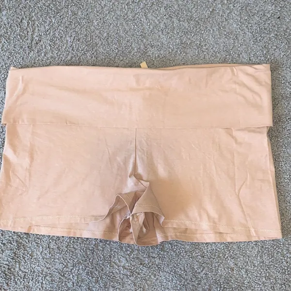 SKIMS Cover Ups Fold Over Shorts NWT - Image 8
