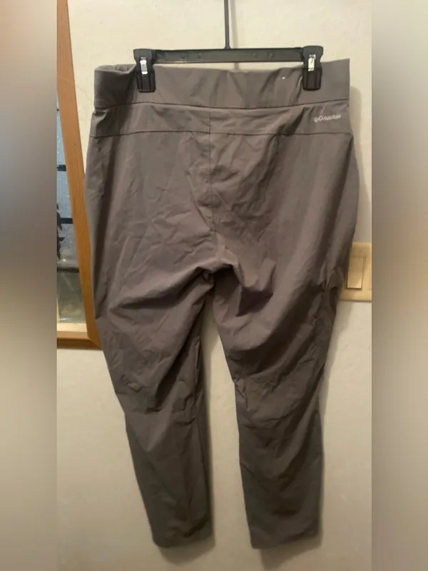Columbia Women’s Casual Drawstring Scrub Pants - Gray Size Large - Image 2