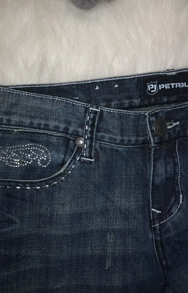 Petrol Sterling 31x33.5 Low Rise Bling Cross Wing Jeans - Image 7