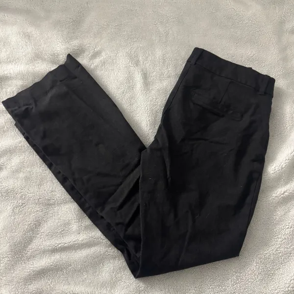 Old Navy Pixie Pants  - Image 4