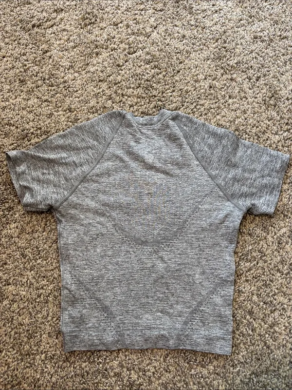 Lululemon Swiftly Tech Cropped Short-Sleeve Shirt 2.0 size 0 - Image 4