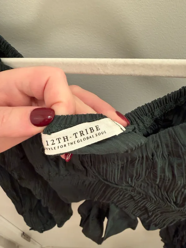 12th Tribe Dark Green Tie-Back Crop Top Size Small - Image 3