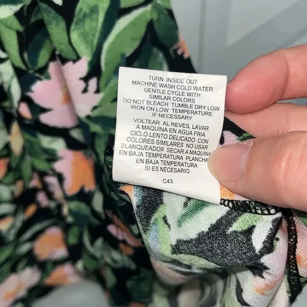 Lila Rose Floral tropical mini dress‎ dark floral stretchy sleeves large beach imperfect - Image 14