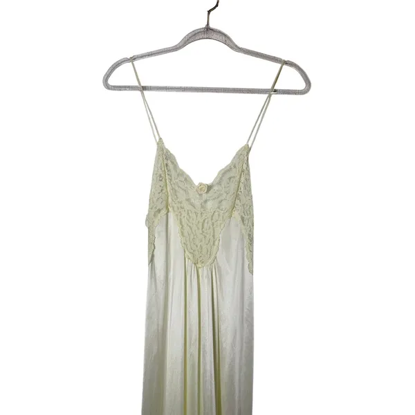 Val Mode Lingerie Vintage Peignor Set Ivory / Cream - Image 7