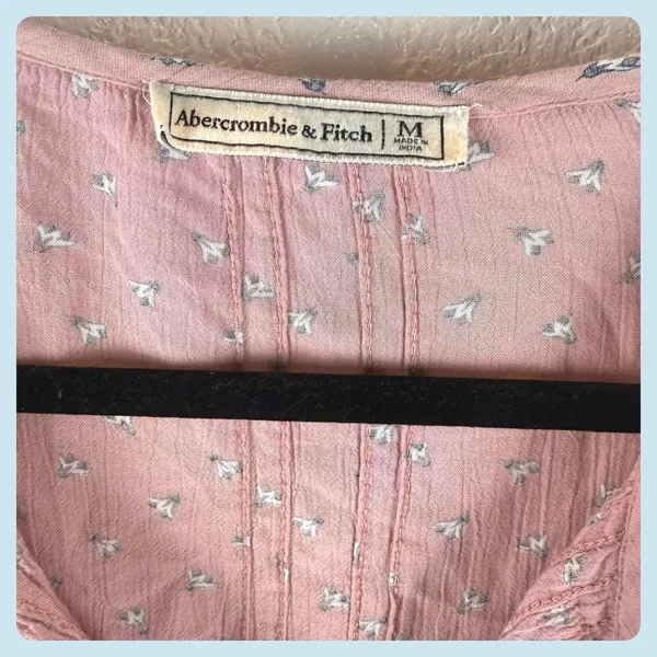 Y2K Abercrombie Fitch Boho Pink Floral Peasant Top Coquette Cottagecore‎ - Image 2