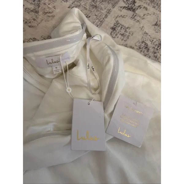Lulus Arienne White Off-the-Shoulder Mermaid Maxi Dress Medium Bridal Wedding - Image 5