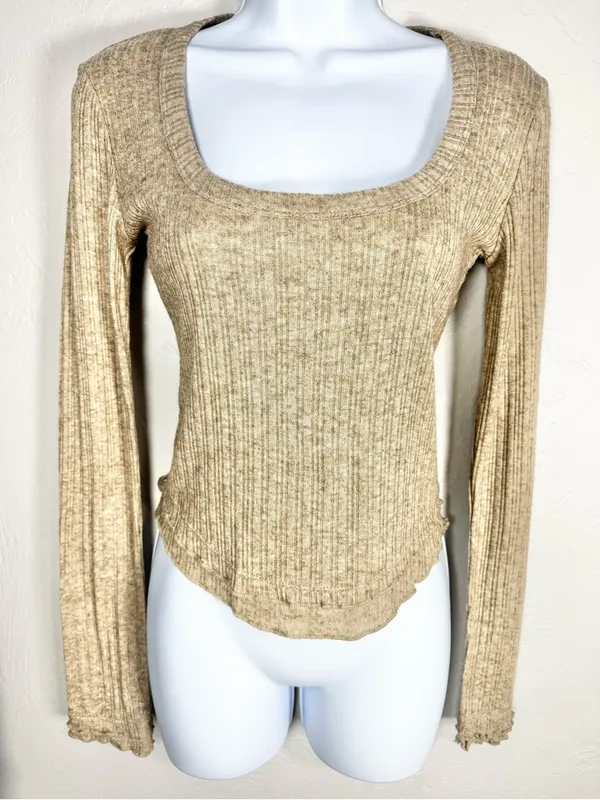 Altar'd State Rival Beige Ribbed Scoop-Neck Long Sleeve Top Size Small - Image 3
